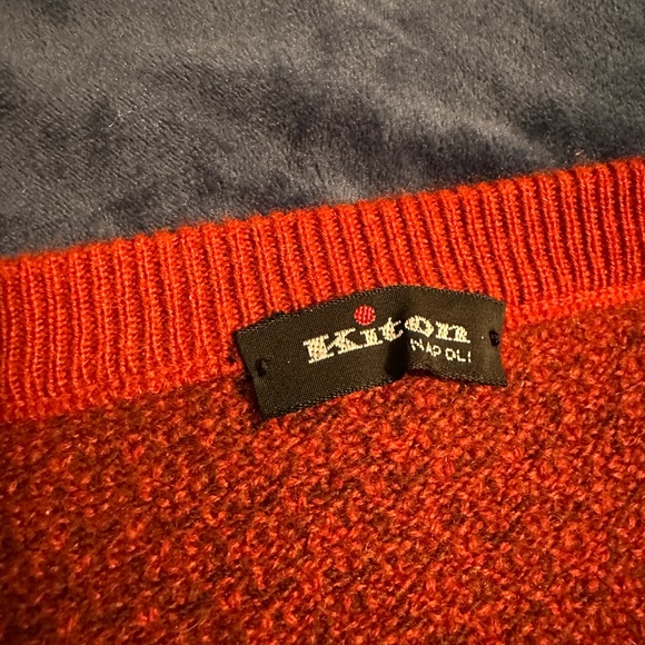 Kiton Sweater 100% Cashmere. Size Italian 52. Burgundy and Brownish Black. - Picture 2 of 16